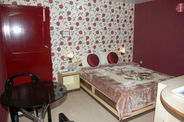 Hotel Amit Inn Patna  Pokoj fotografie